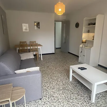 Traversant Avec Parking - 4 Pers. - Fr-1-833-48 * Canet-en-Roussillon